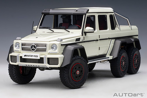 1/18 AUTOart Mercedes-Benz G-Class G500 4x4 2 (Gloss White) Car