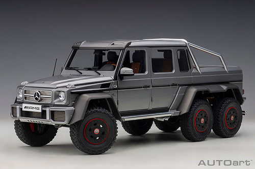 1/18 AUTOart Mercedes-Benz G63 AMG 6x6 (Designo Platinum Magno Silver Grey) Car Model