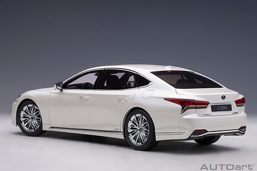 1/18 AUTOart Lexus LS LS 500h LS500h (Sonic White Metallic) Car Model