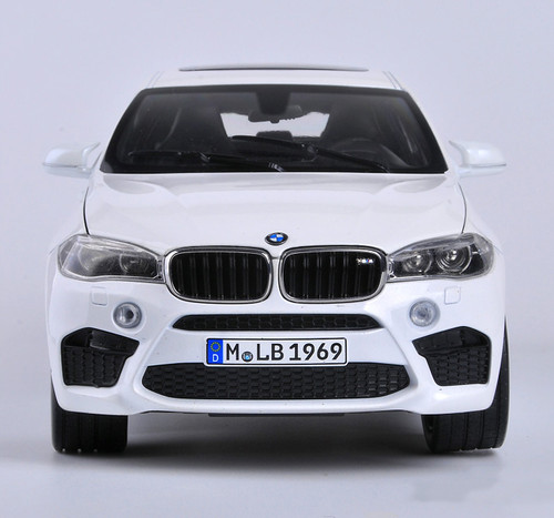 1/18 Dealer Edition BMW X6M X6 M (2015-2019) F48 (Black) Diecast