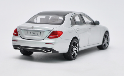 1/18 Dealer Edition Mercedes-Benz E-Class E-Klasse (Silver) Diecast Car Model