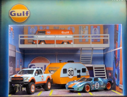  1/64 G-fans Gulf Scene Diorama with LED (Car Models NOT Included)