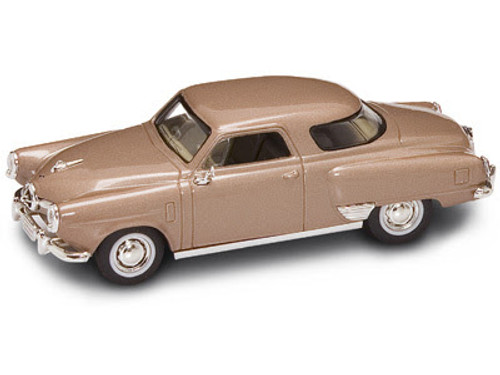 1/43 Road Signature 1950 Studebaker Champion (Tan) Diecast Car Model