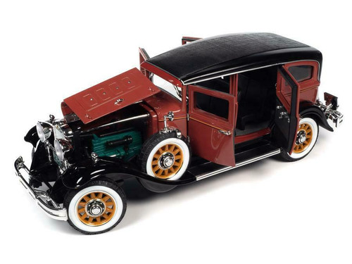 1/18 1931 Peerless Master 8 Sedan (Cinnamon Red) Diecast Car Model