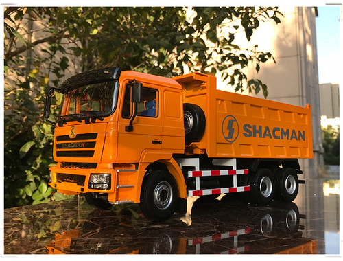 Dealer Edition 1/24 SHACMAN F3000 Dump Truck (Yellow)