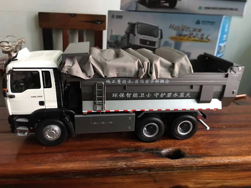 Dealer Edition 1/24 SHACMAN F3000 Dump Truck (White