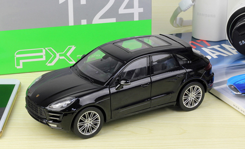 1/24 Welly FX Porsche Macan Turbo (Black) Diecast Car Model