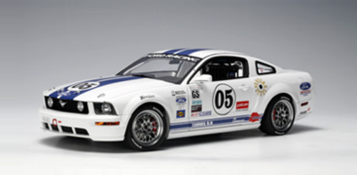 1/18 AUTOart 2005 Ford Racing Mustang FR 500C Grand-Am Cup GS S.Maxwell Diecast Car Model