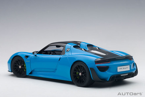 1/18 Porsche 918 Spyder Weissach model car by Spark