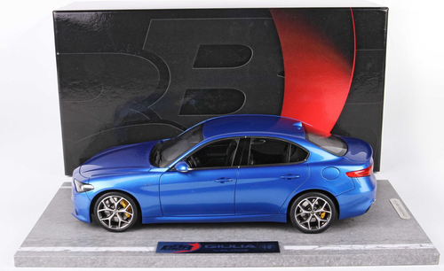 1/18 BBR Alfa Romeo Giulia Veloce Paris Auto Show Blue Misano Resin Car Model Limited