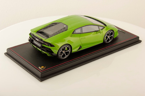 1/18 MR Collection Lamborghini Huracán EVO Green (Aesir Wheels with Green Calipers) Resin Car Model