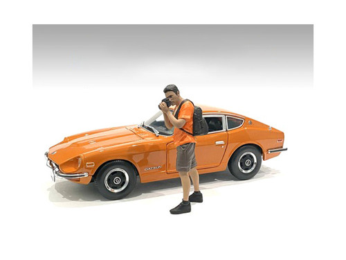 "Car Meet 2" Figurine VI for 1/24 Scale Models by American Diorama