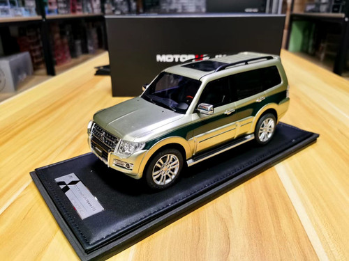 1/18 MH Motorhelix Mitsubishi Pajero V93 Long Wheel Base (Green) Resin Car Model Limited 50 Pieces