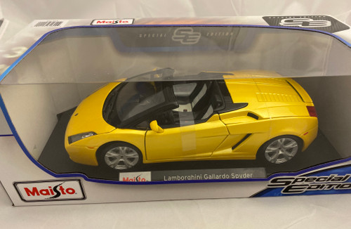 1/18 Maisto Lamborghini Gallardo Spyder (Yellow) Diecast Car
