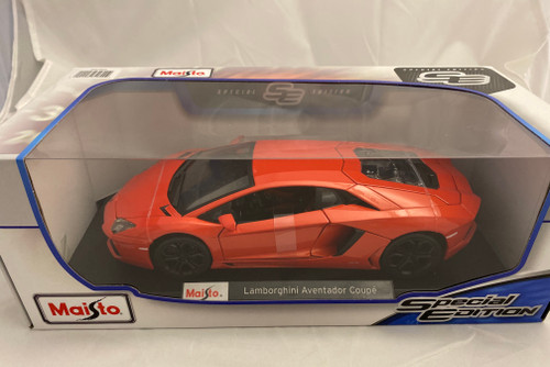 1/18 Maisto Lamborghini Aventador Coupe (Orange) Diecast Car Model