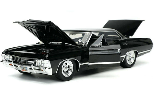 1967 Chevrolet Impala SS Sport Sedan Black and Dean Winchester Diecast Figurine "Supernatural" (2005-2020) TV Series "Hollywood Rides" Series 1/24 Diecast Model Car by Jada