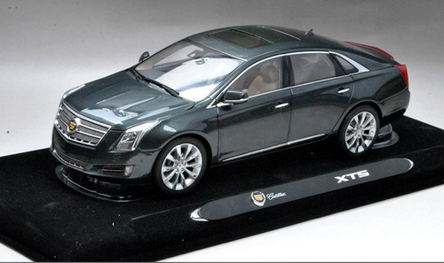 1/18 Dealer Edition Cadillac XTS (Black) Diecast Car Model