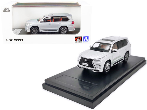 Lexus LX570 with Sunroof Silver 1/64 Diecast Model Car by LCD