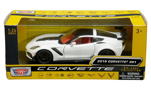 1/24 Motormax 2020 Chevrolet Corvette C8 Stingray (White with Red Interior) Diecast Car Model