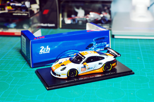 1/43 Spark Porsche 911 RSR (991) Gulf Racing Le Mans 2017 Car Model