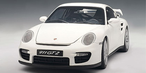 1/18 AUTOart Porsche 911 (997) GT2 (Matt White) Diecast Car Model