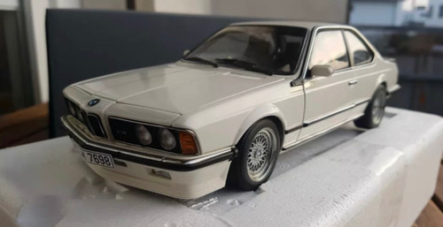 1/18 AUTOart BMW 3.0 CSi (Metallic Blue) Diecast Car Model 