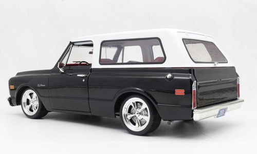 1/18 ACME 1972 Chevrolet Blazer Custom (Black) Diecast Car Model