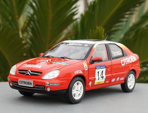 未展示品　オートアート 1/18 シトロエン XSARA WRC 2004 1/18 AUTOart 2005 CITROEN XSARA WRC M.STOHL(RAL LY OF CYPRUS