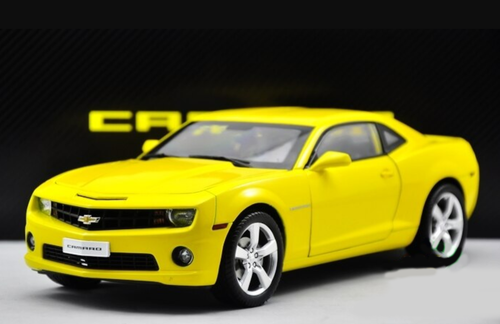 1/18 Dealer Edition Chevrolet Chevy Camaro (Yellow) Diecast Car Model