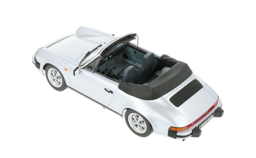 1/18 KK-Scale 1988 Porsche 911 Carrera Convertible 3.2 (Silver) Diecast Car Model