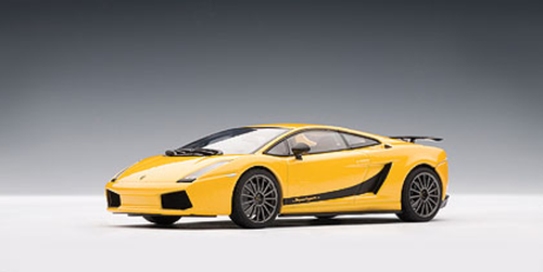 1/43 AUTOart LAMBORGHINI GALLARDO SUPERLEGGERA - GIALLO MIDAS / METALLIC YELLOW Diecast Car Model