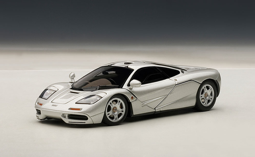 1/43 AUTOart McLaren F1 (Magnesium Metallic Silver) Diecast Car Model