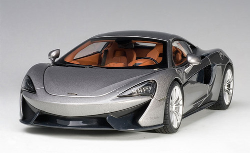 1/18 AUTOart McLaren 570S (Blade Silver Grey) Car Model