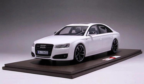 1/18 MOTORHELIX 2017 Audi S8 Plus (Baby Blue) Enclosed Resin Model