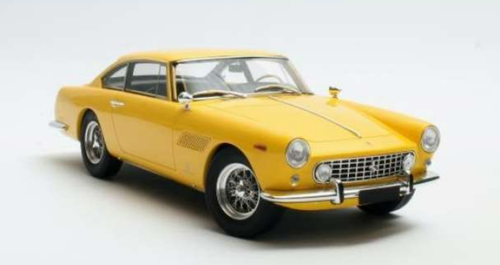 1/18 Matrix 1960 Ferrari 250 GTE 2+2 Coupe (Yellow) Car Model