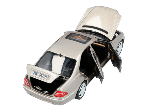 1/18 Dealer Edition 2000-2005 Mercedes-Benz S600 (V220, W220) (Cubanite Silver) Diecast Car Model