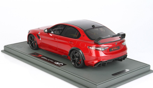 1/18 BBR Alfa Romeo Giulia GTAM Rosso GTA Red (Roll Bar Rosso Red Brakes) Resin Car Model Limited 250 Pieces
