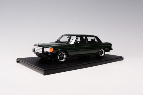 1/18 Ivy Mercedes-Benz 450 SEL 6.9 AMG (Mass Green) Resin Car Model Limited 99 Pieces