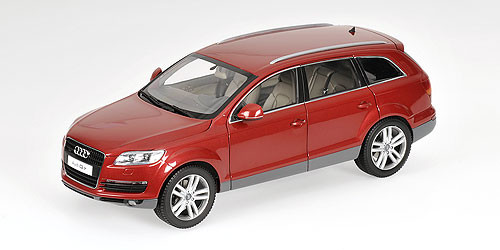 1/18 Kyosho 2011 Audi Q7 (Red) Diecast Car Model