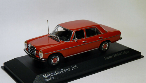 1/43 Minichamps 1968 Mercedes-Benz 200D (W114/115) (Red) Car Model