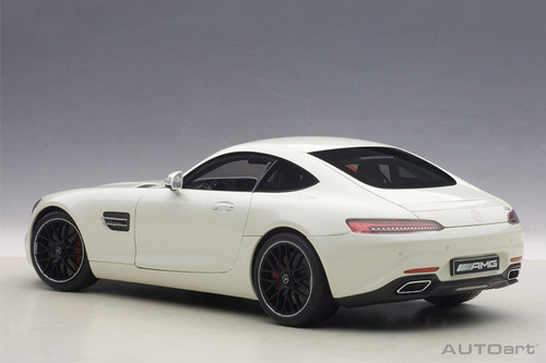 未使用 絶版autoartアートアートMercedes-AMG GT 1/18 1/18 AUTOart Mercedes-Benz Mercedes AMG GTS GT S (Yellow