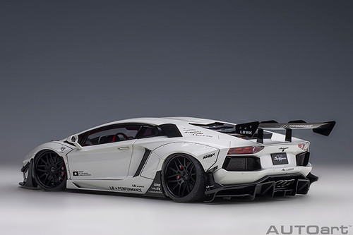 TPC Lamborghini Aventador LBWK Louis Vuitton Black + Figure Brick