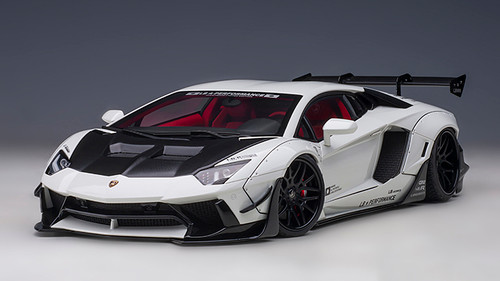 TPC Lamborghini Aventador LBWK Louis Vuitton Black + Figure Brick