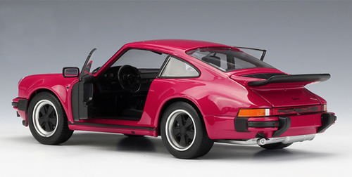 1/24 Welly FX 1974 Porsche 911 Turbo 3.0 (Red) Diecast Car Model