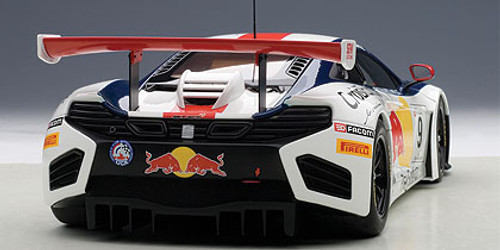 1/18 AUTOart MCLAREN MP4-12C 12C GT3 RED BULL S.LOEB/A.PARENTE #9