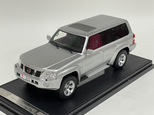 1/18 OTTO 1998 Nissan Patrol GR Y61 (Dark Green) Car Model