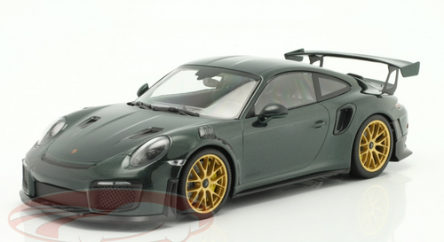 1/18 Minichamps 2018 Porsche 911 (991.2) GT2 RS Weissach Package (British Racing Green with Golden Wheels) Car Model