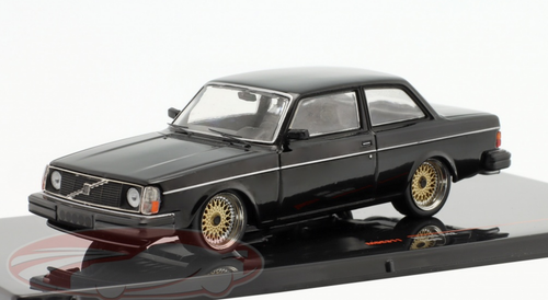 1/43 Ixo 1980 Volvo 242 Custom (Black) Car Model