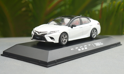 2018 toyota camry diecast