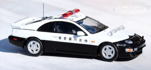 Nissan Fairlady Z (Z32) RHD (Right Hand Drive) Kanagawa-Kenkei Japanese Police Car Black and White 1/64 Diecast Model Car by Inno Models